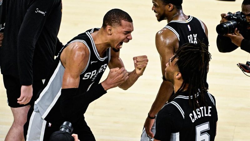 San Antonio Spurs tornano in finale dopo dodici anni, eliminati i campioni in carica