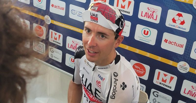 Benoît Cosnefroy remporte les Boucles de la Mayenne : "Bien plus de plaisir qu'au Tour de France"