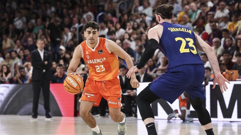 Álvaro Cárdenas se adapta rápidamente y brilla con Valencia Basket