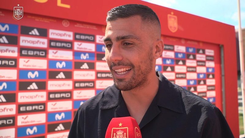 Rodri deja en suspenso su futuro: "Esperaré a que acabe el Mundial"