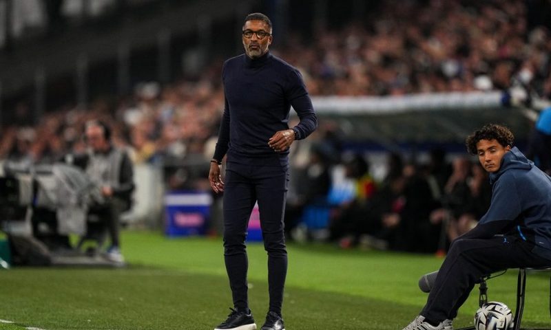 L'OM : Habib Beye dans l'incertitude de son avenir