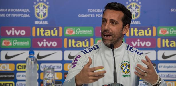 Edu Gaspar acredita no Brasil para a Copa: 'Quando tem dúvida, dá samba'