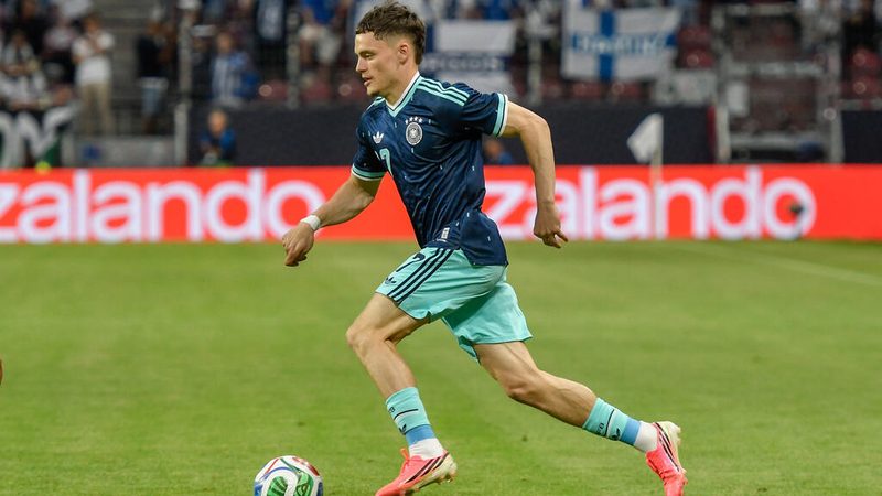 Florian Wirtz bleibt beim FC Liverpool: Spekulationen über Chelsea zerstreut