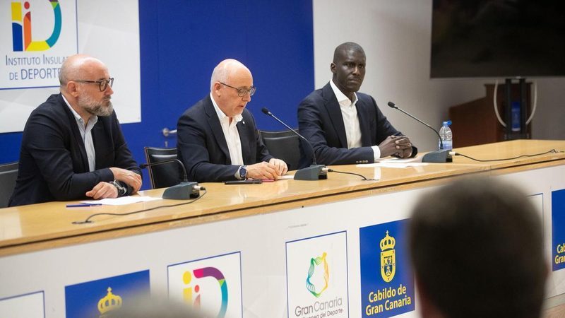Antonio Morales reafirma apoyo total al CB Gran Canaria tras su descenso de categoría