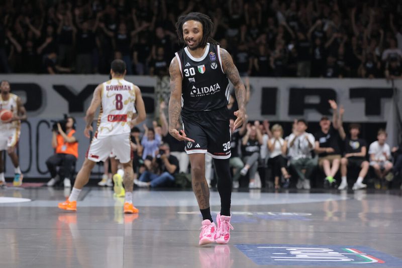 Virtus Bologna domina Venezia e pareggia la serie con un convincente 98-79