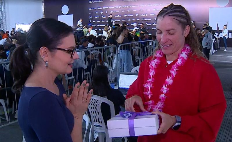 Romina Biagioli e Pâmella Oliveira são homenageadas no Ironman de Florianópolis