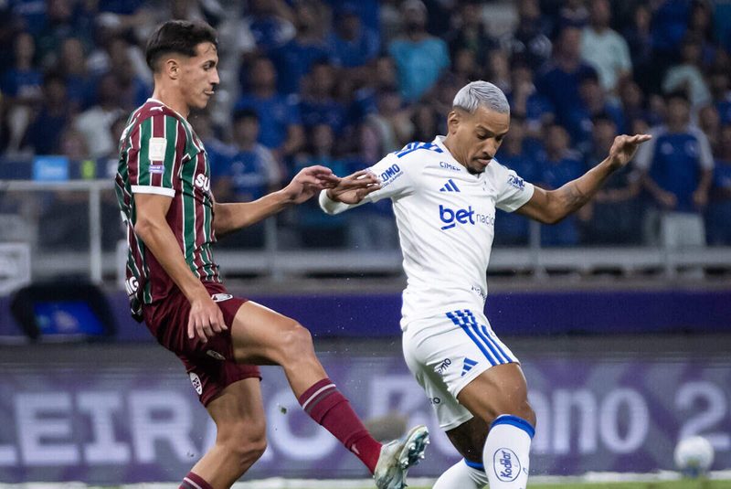 Matheus Pereira destaca evolução do Cruzeiro, mas lamenta empate no Mineirão