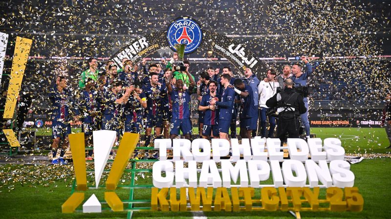 Le Trophée des champions enfin en France : PSG affronte Lens dans un duel historique