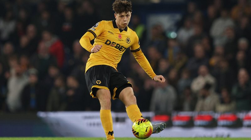 Leeds United plant Mega-Deal für Krejčí: Abwehrchef vor Wechsel in die Premier League