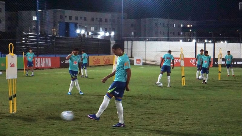 Seleção sub-17 inicia treinos em Natal para amistosos contra os Estados Unidos