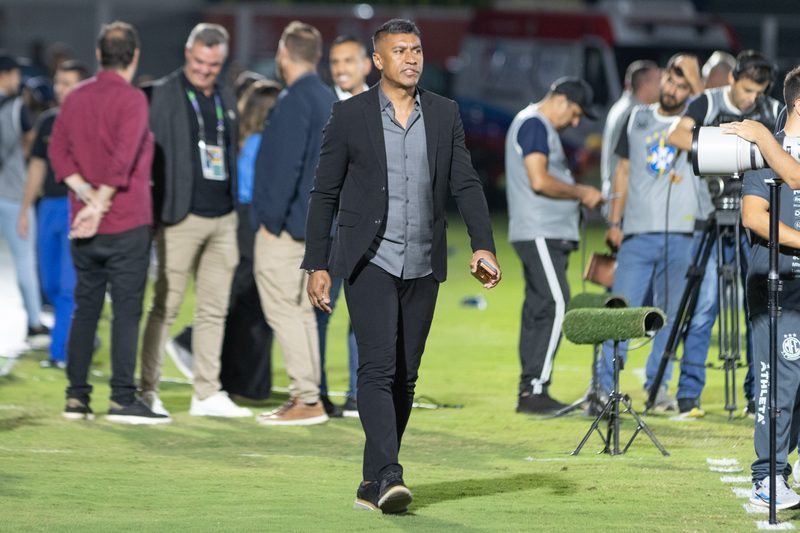 Paulinho projeta volta forte do Mirassol após pausa: "Vamos superar"