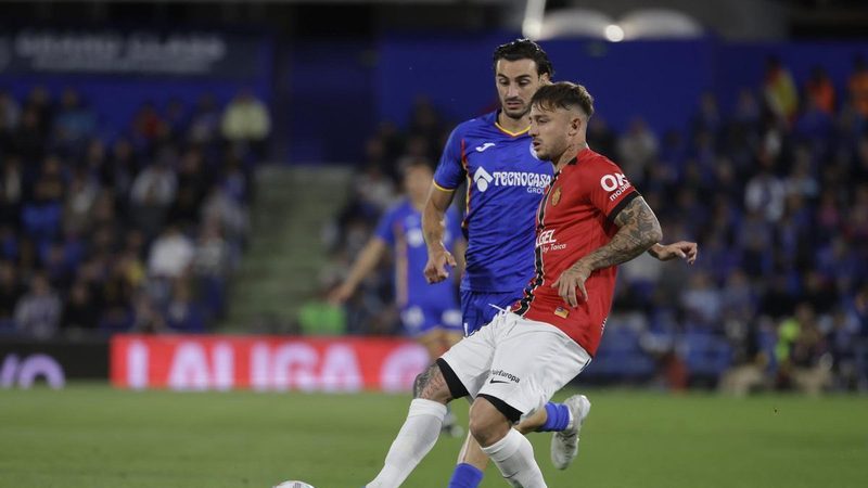 El interés de Olympiacos por Pablo Maffeo marca el futuro del Mallorca