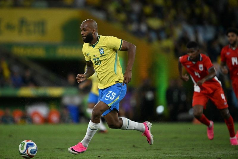 Igor Thiago reflete sobre a emoção da convocação e a importância da competitividade na Seleção
