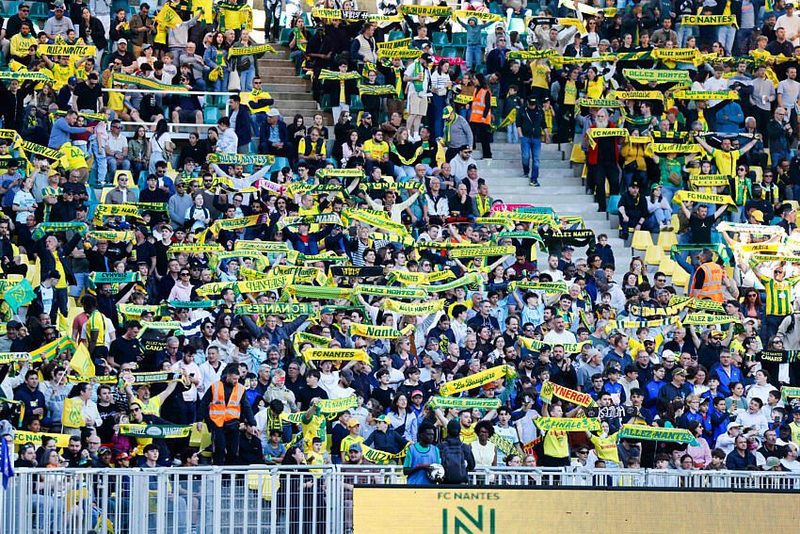 L’union fait la force : Le Nantes FC Supporters et la Tribune Nantaise fusionnent !