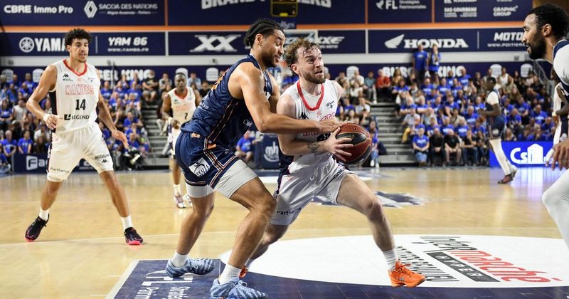 Le PB86 s'incline en demi-finale contre Nantes Basket Hermine