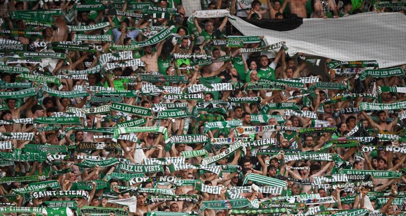 L'AS Saint-Étienne face à la colère des supporters : "Notre patience a atteint ses limites"