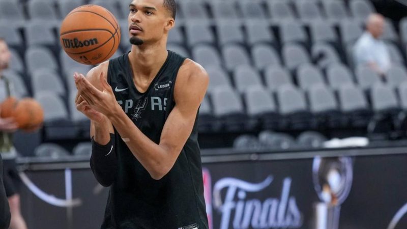 Los Spurs y Knicks inician una batalla histórica por el anillo de la NBA