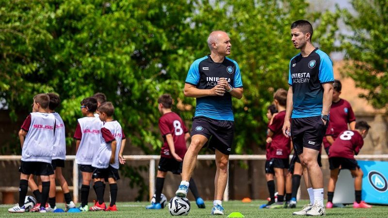 Los Campus de Iniesta Academy regresan este verano a Catalunya