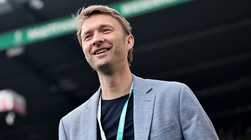 Bayer Leverkusen verpflichtet Carles Martinez als neuen Trainer