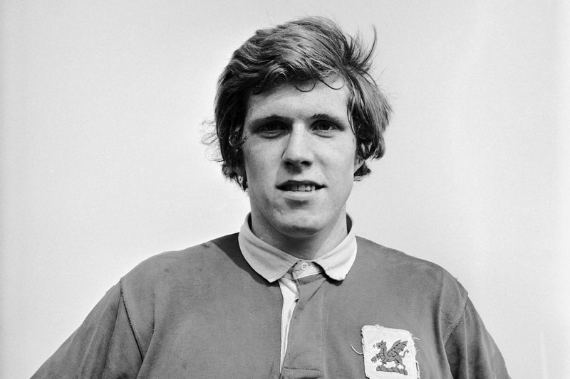 Rugby Legend Fergus Slattery Passes Away at 77, Leaving a Lasting Legacy
