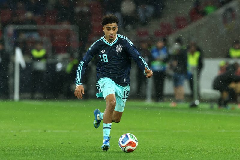 Le Bayern Munich trouve un accord de principe pour Nathaniel Brown à 60M
