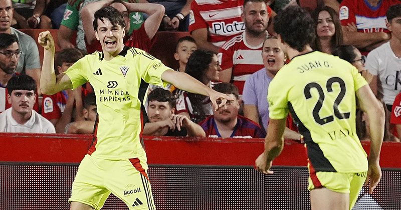 Jesús Galván destaca a Petit: «Un delantero con mucha proyección»