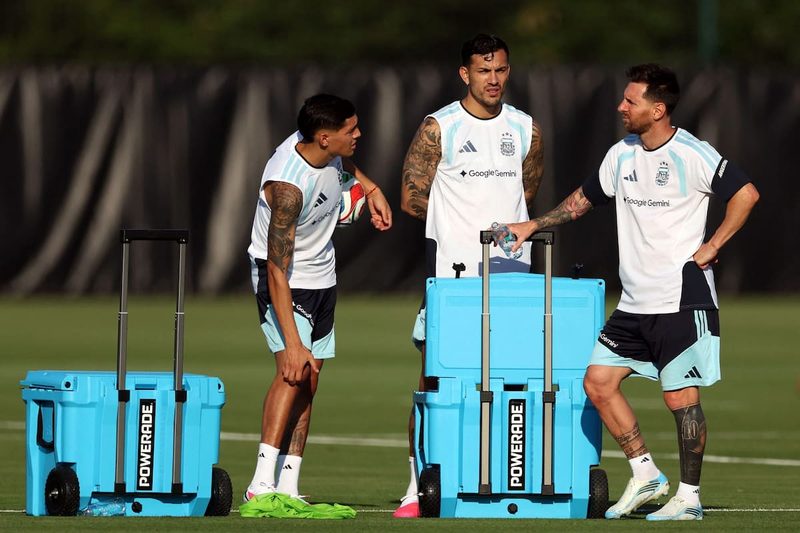 Messi entrena diferenciado mientras la selección argentina se prepara para enfrentar a Honduras