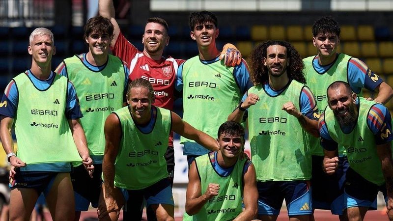 Javi Guerra busca brillar en su debut con la Selección Española en Riazor
