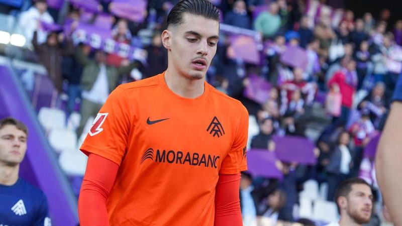 El Barça opta por una nueva cesión para Áron Yaakobishvili antes de su regreso