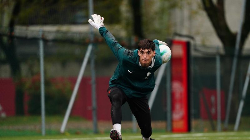 Il Milan perde Longoni: il portiere del 2008 si avvicina al PSG
