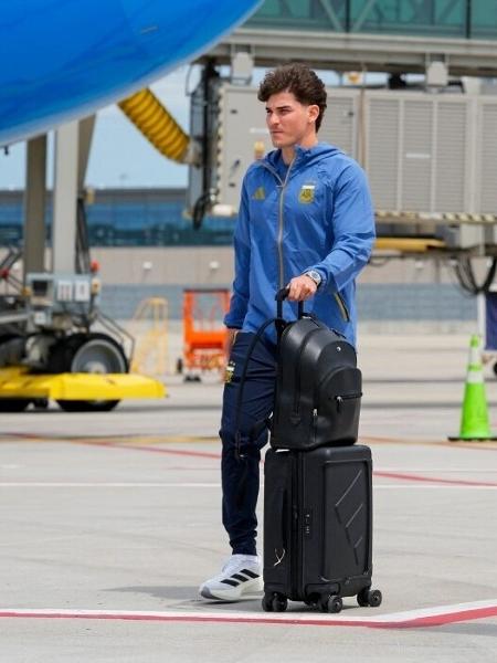 Julián Álvarez se submete a tratamento para garantir presença na Copa do Mundo