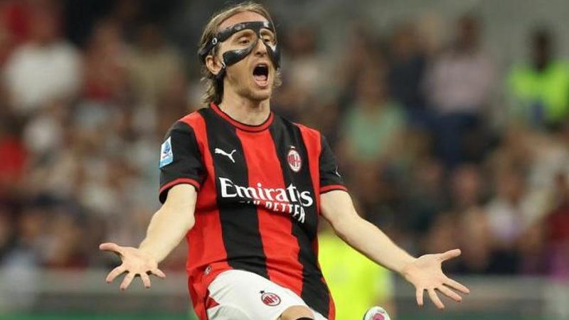 Milan e Modric: l'incertezza cresce mentre il Pallone d'oro rischia di volare via