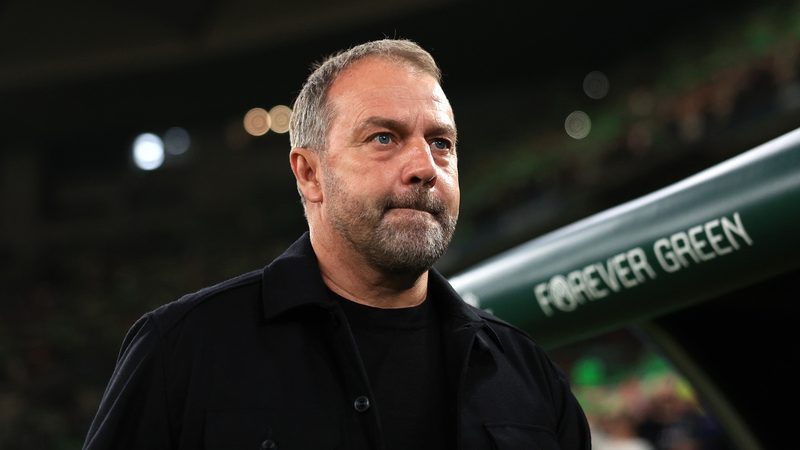 Hansi Flick plant Verpflichtung von RB Leipzigs Castello Lukeba für Barcelona