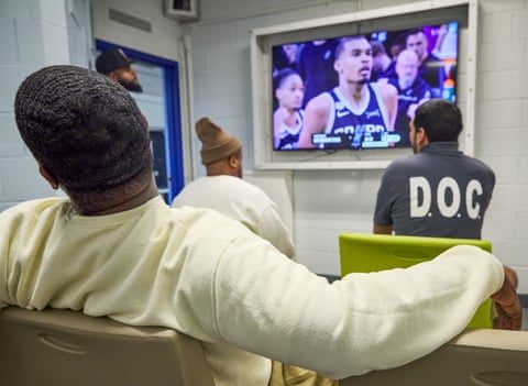 Knicks Fever Unites Rikers Island as Inmates Celebrate Historic NBA Finals Run
