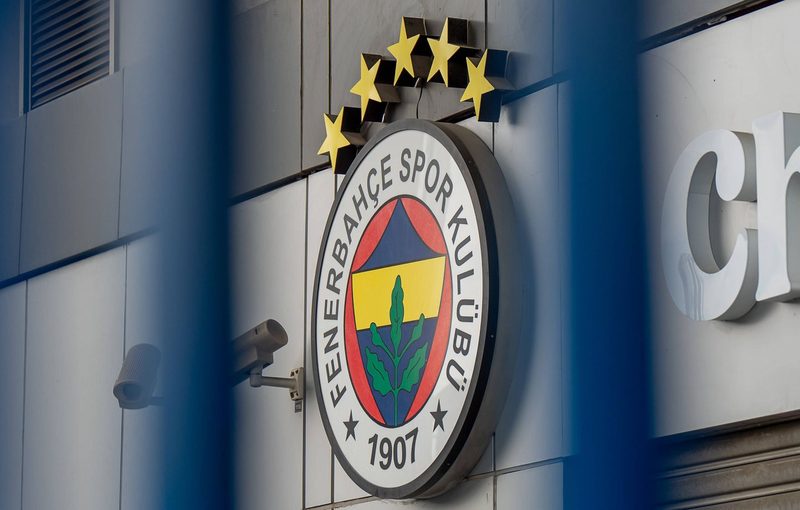 Fenerbahçe : Sadettin Saran, président du club, condamné à deux ans et demi de prison