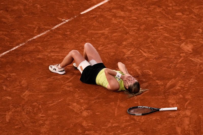 Maja Chwalinska Stuns Paris, Reaches French Open Final as a Qualifier