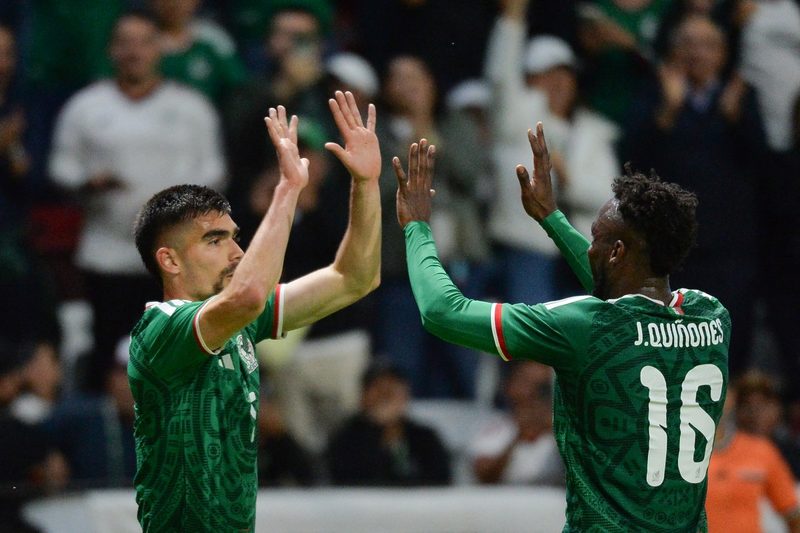 México atropela Sérvia em amistoso e se prepara para a Copa do Mundo