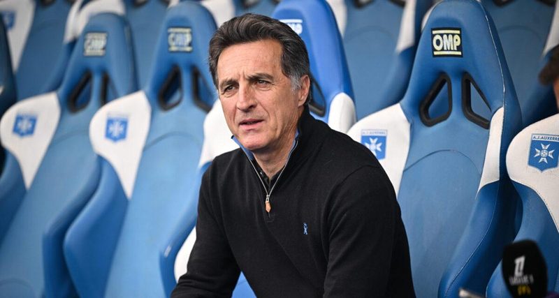 L'AJ Auxerre officialise le départ de Christophe Pelissier et de son staff