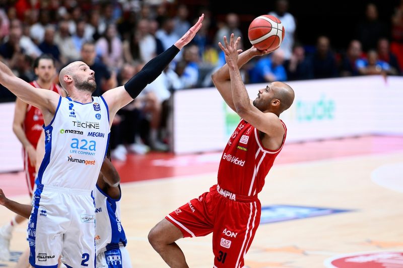 Milano cerca il pass per la finale contro Brescia: gara-4 in diretta stasera