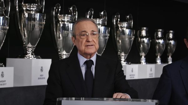Florentino Perez annuncia un'offerta da 150 milioni per un nuovo 'galactico'