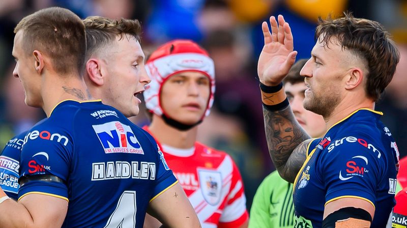 Leeds Rhinos Clinch Top Spot with Victory Over St Helens
