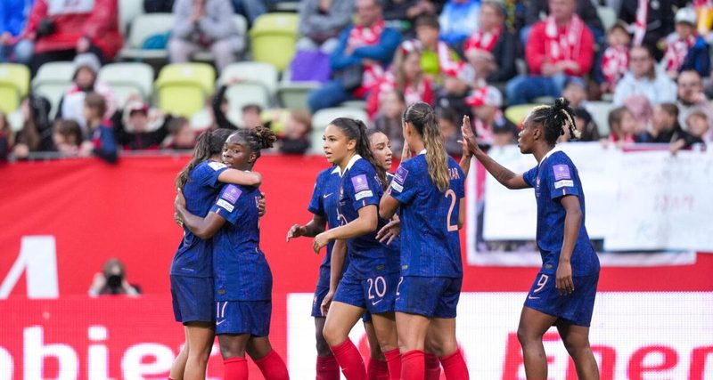 L'Équipe de France Féminine s'impose face à la Pologne et prend la première place du groupe
