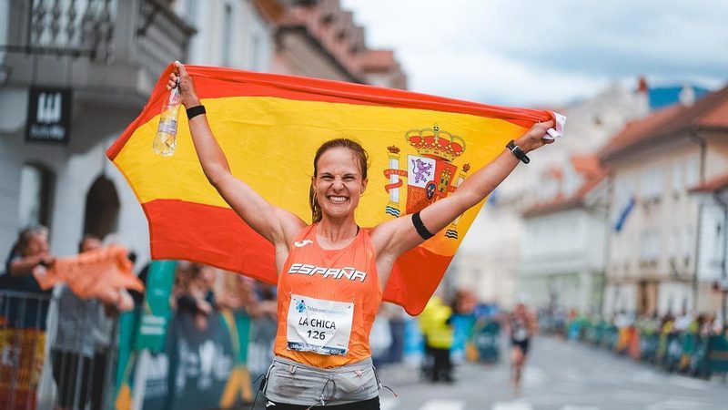 María La Chica brilla en su debut y conquista la plata en el Europeo de Trail Running