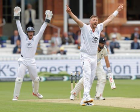 Rain Disrupts England's Dominance as Robinson Shines Against New Zealand