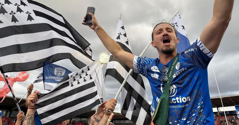 Le RC Vannes remporte la Pro D2 et fête son retour en Top 14