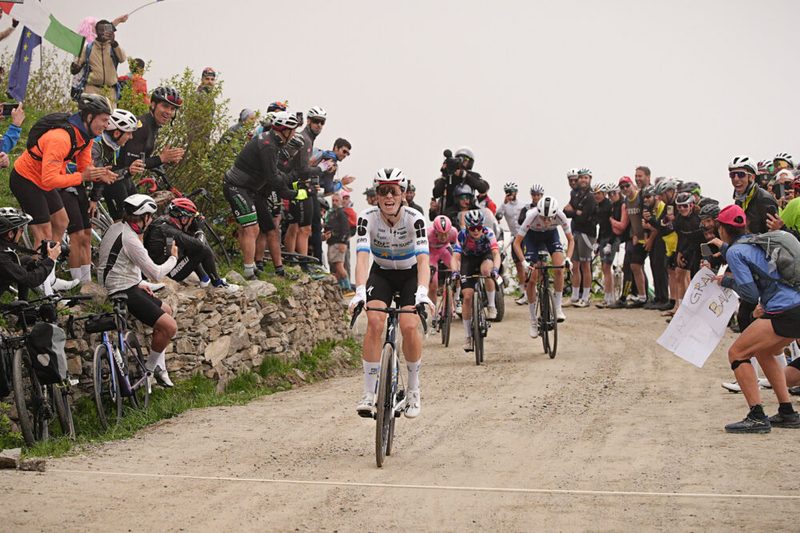 La tappa regina del Giro d’Italia femminile stravolta per sicurezza
