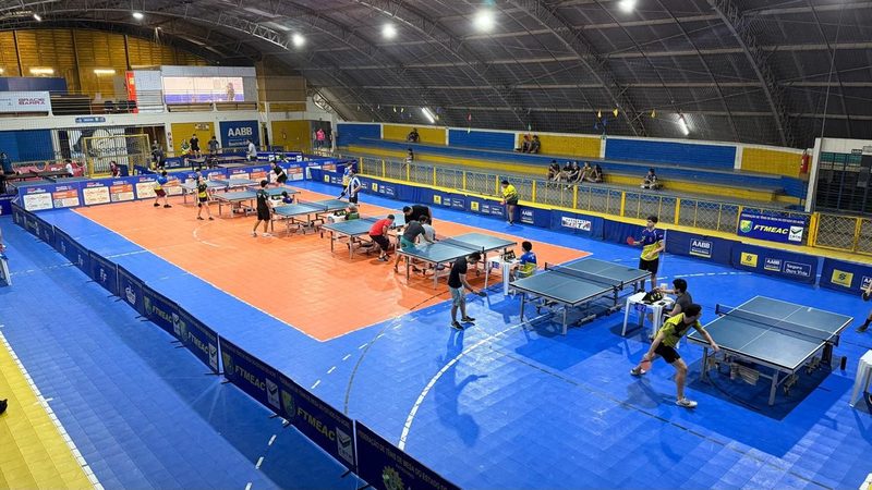 Marcos Adriano conquista o 3º Torneio de Tênis de Mesa da AABB/FTMEAC