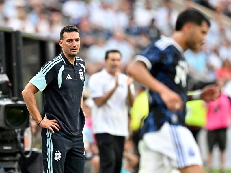 Scaloni reflexiona tras el triunfo ante Honduras y la baja de Balerdi