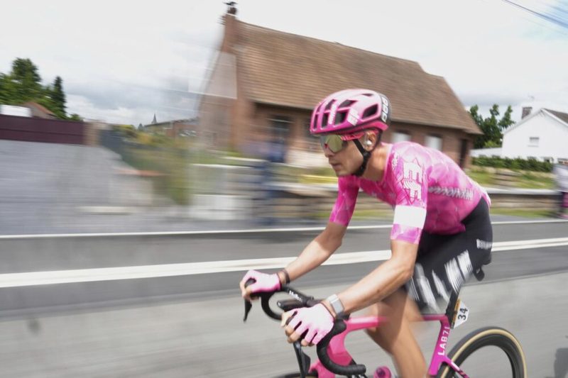 Anthon Charmig trionfa nella seconda tappa, Alex Baudin resta in maglia gialla