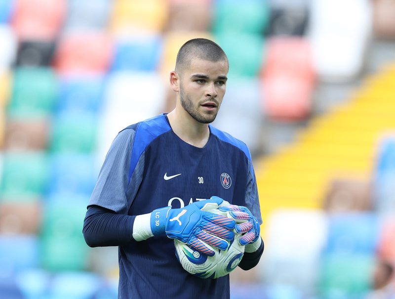 PSG Faces Tough Decisions on Lucas Chevalier as Clubs Show Interest